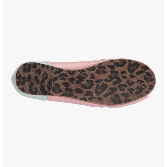 Bettie Page Flat Cutout Accent Pink Women's Ballet Flat Shoes Adult Size 6 NWT - Picture 6 of 11